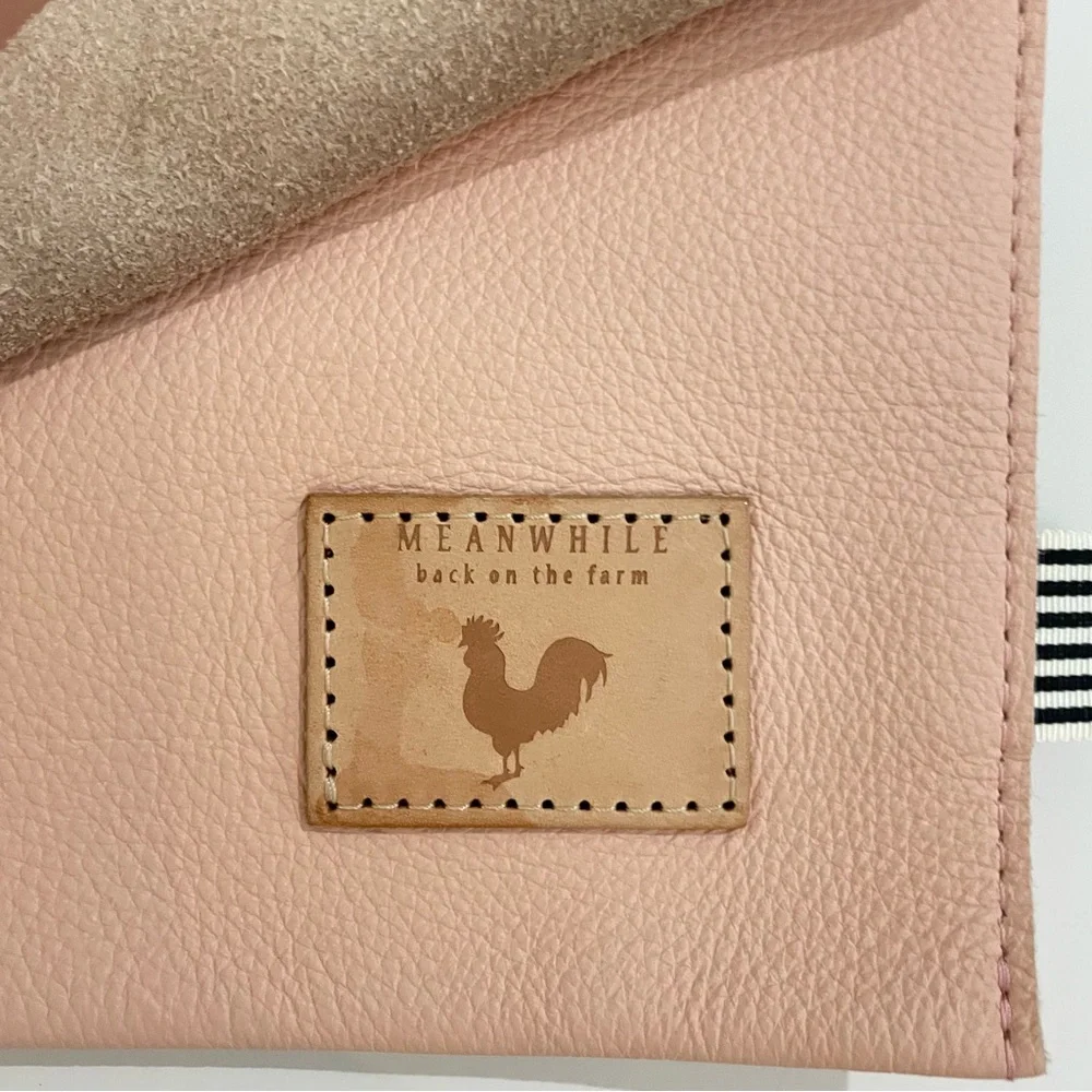 🆕 Foldover Clutch & Crossbody - NWOT - Picture 9 of 13